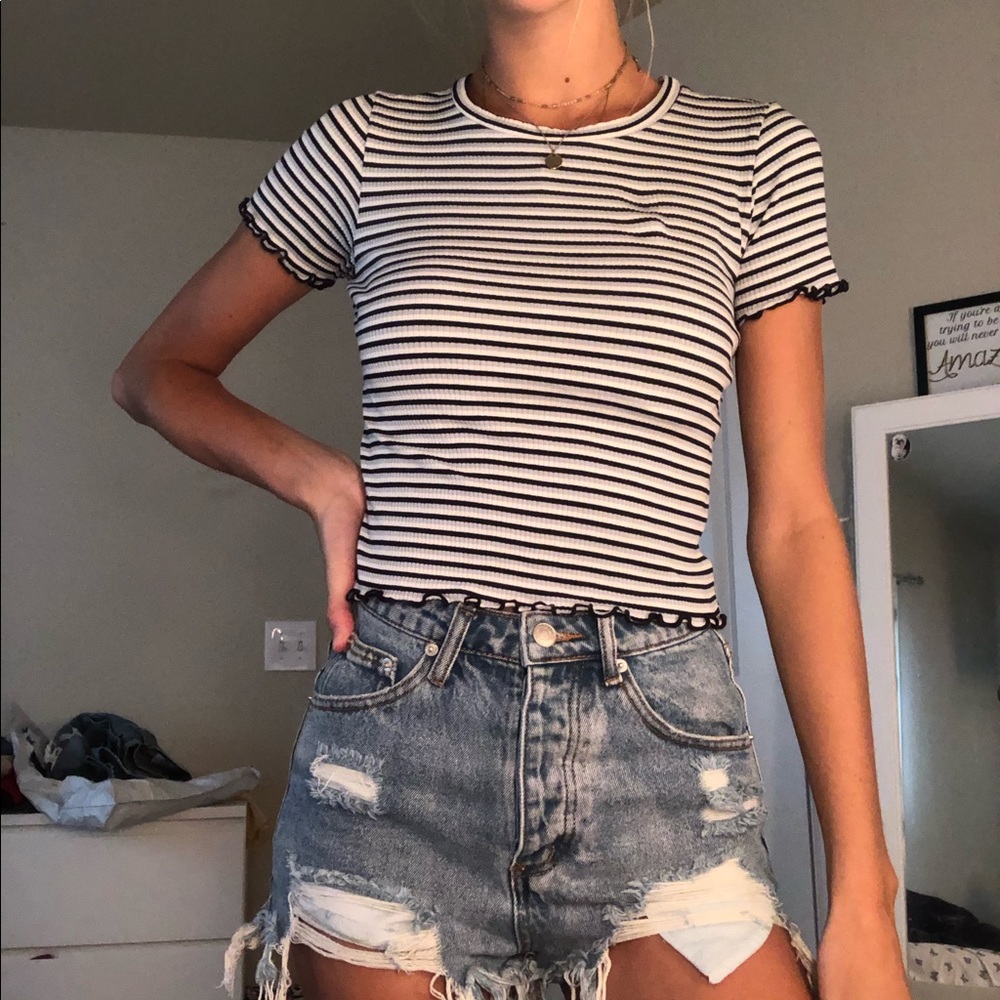 striped crop top